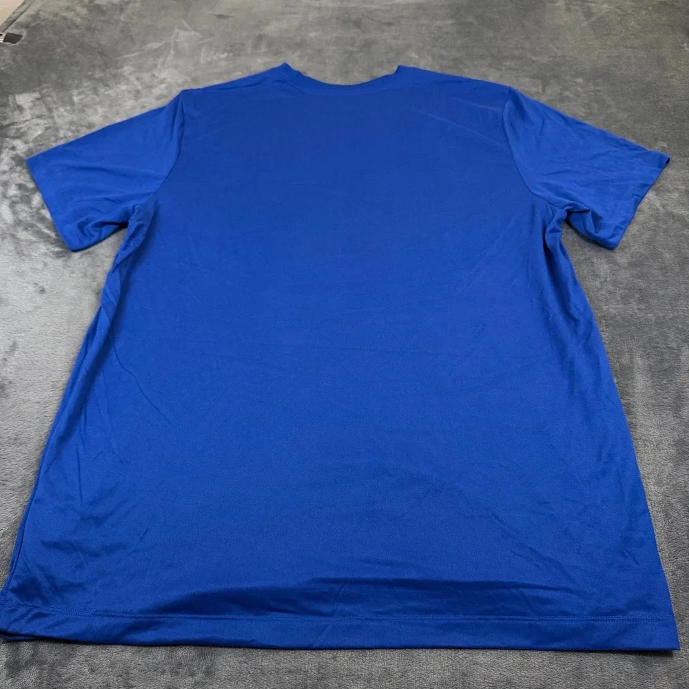 Nike item excellent